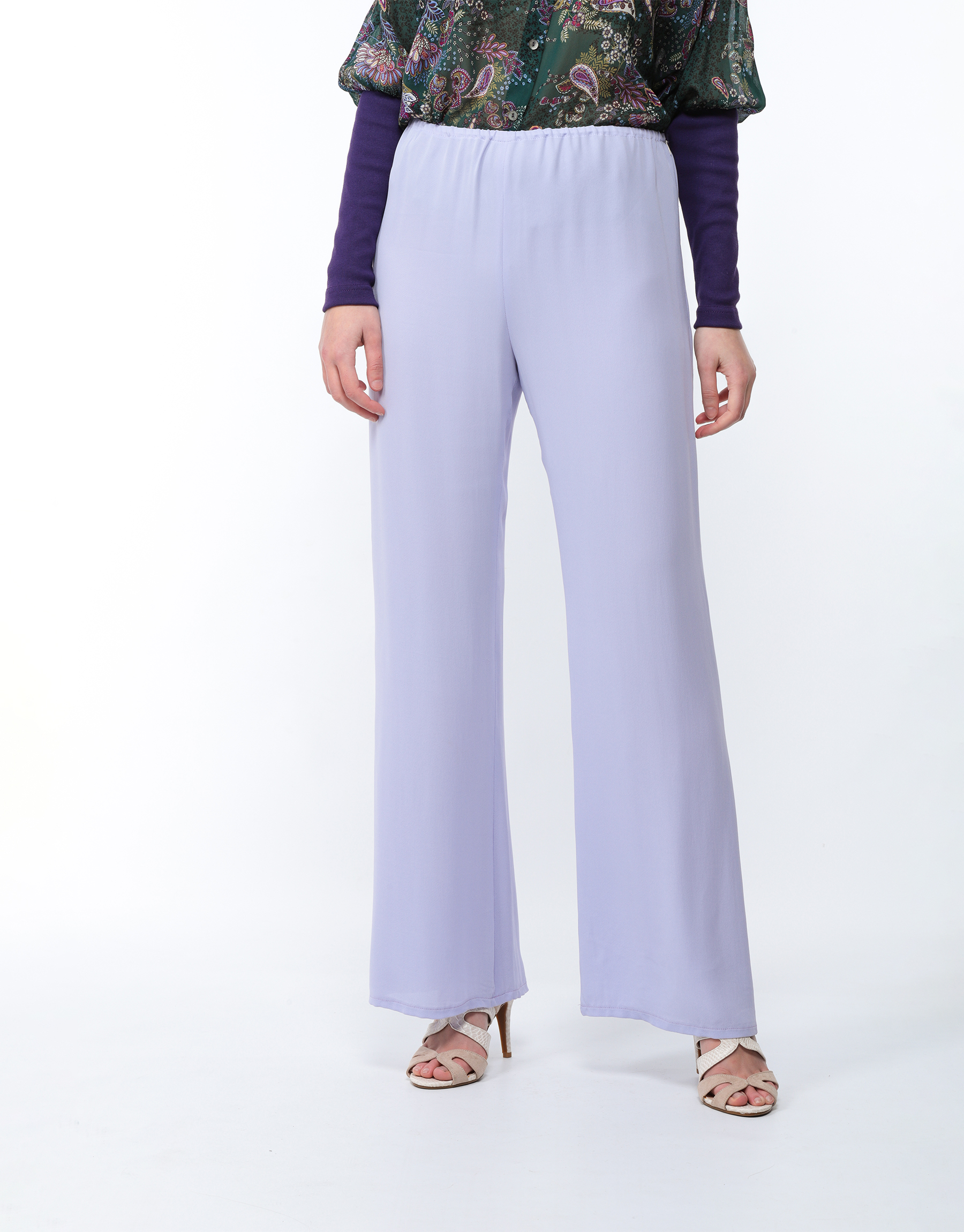 Flowing summer trousers in cotton crepe and white viscose or viscose and lilac silk 